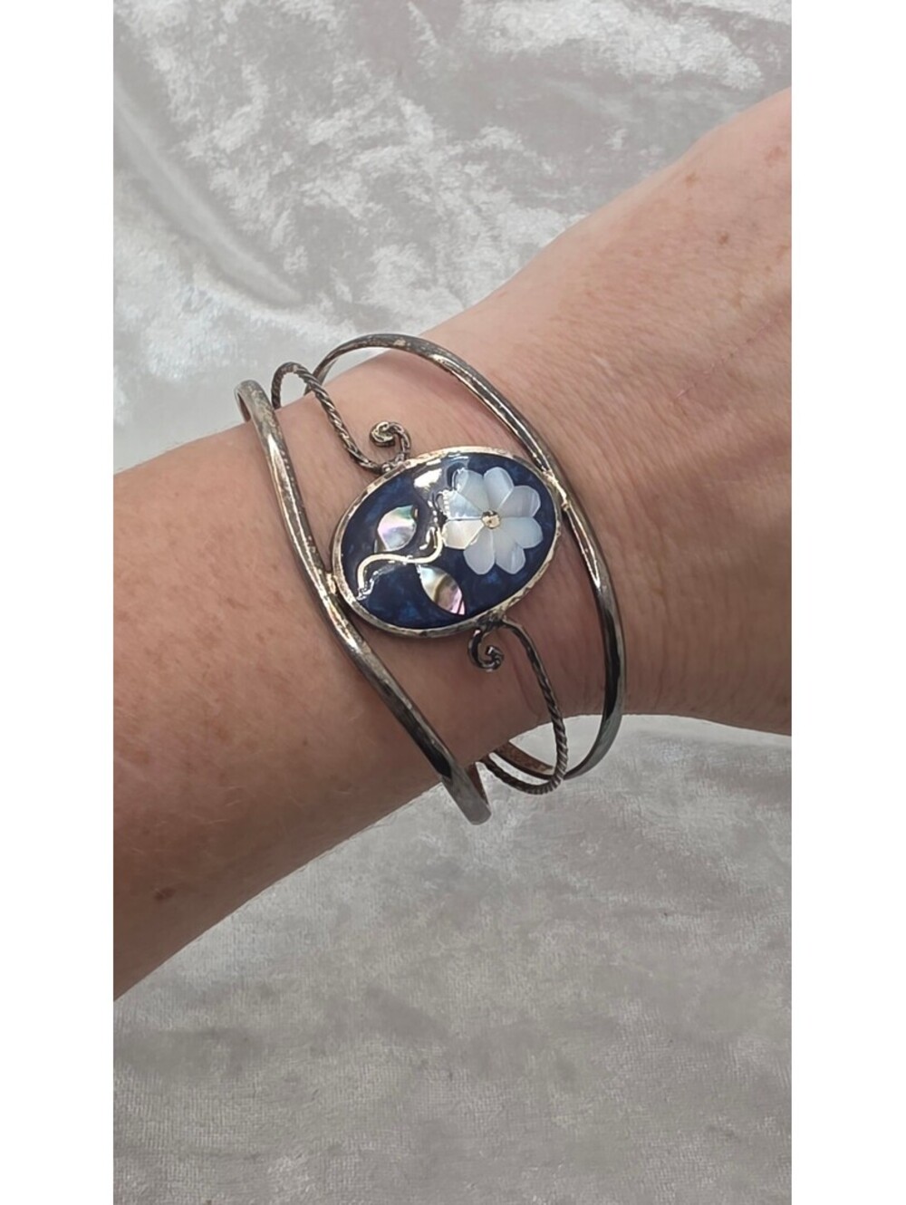 Vintage Mexico Alpaca Silver Blue Mother of Pearl Flower Cuff Bracelet